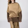 Camicetta corta oversize in raso da donna | Maniche a tre quarti Camicetta corta oversize in raso da donna | Maniche a tre quarti