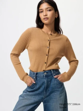 Cardigan a pantaloncini in lana merino da donna