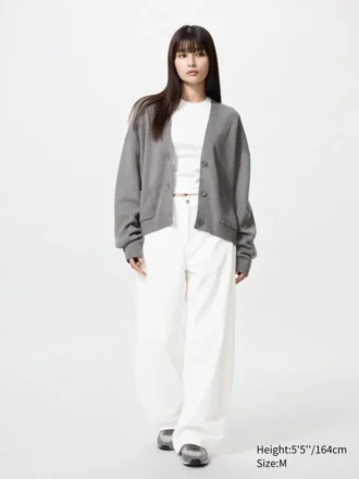 Cardigan da donna in morbido cotone con scollo a V