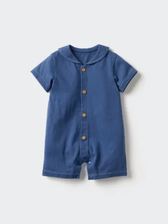 Completo a maniche corte con pantaloncini per neonati