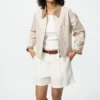 Giacca corta da donna con zip per pantaloncini Giacca corta da donna con zip per pantaloncini