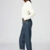 Jeans da donna a vita alta e vestibilità regolare Jeans da donna a vita alta e vestibilità regolare