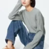 Maglione da donna con mini trecce Maglione da donna con mini trecce