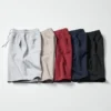 Pantaloncini larghi unisex in felpa Pantaloncini larghi unisex in felpa
