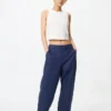 Pantaloni affusolati da donna in misto lino e cotone Pantaloni affusolati da donna in misto lino e cotone