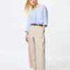 Pantaloni affusolati da donna in misto lino e cotone Pantaloni affusolati da donna in misto lino e cotone