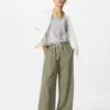Pantaloni comodi da donna in misto lino | A righe