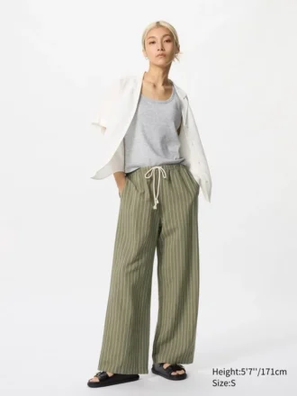 Pantaloni comodi da donna in misto lino | A righe