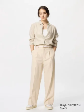 Pantaloni larghi a pieghe da donna