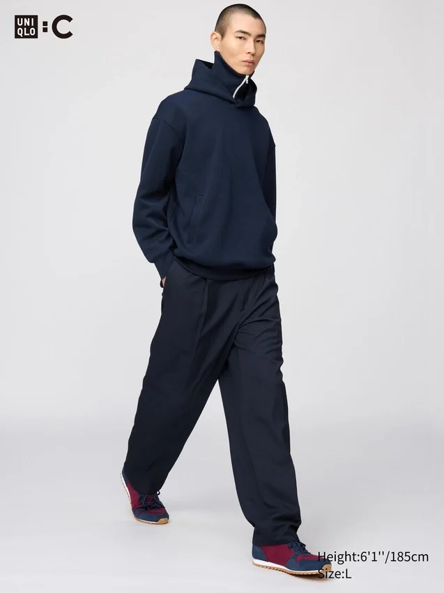 Pantaloni unisex a zampa larga con pieghe Pantaloni unisex a zampa larga con pieghe