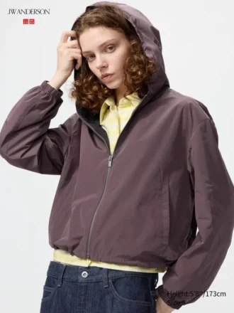 Parka corta da donna antivento in pantaloncini