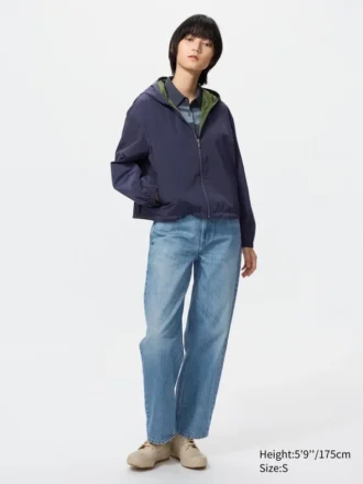 Parka corta da donna antivento in pantaloncini