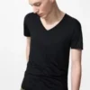 T-shirt AIRism da uomo | Scollo a V T-shirt AIRism da uomo | Scollo a V