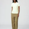 T-shirt da donna con collo rotondo T-shirt da donna con collo rotondo