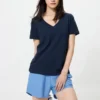 T-shirt da donna in cotone fiammato con scollo a V T-shirt da donna in cotone fiammato con scollo a V