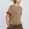 T-shirt da donna in maglia dal taglio ampio T-shirt da donna in maglia dal taglio ampio