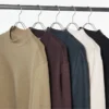 T-shirt da uomo a maniche lunghe in jersey spazzolato con collo alto T-shirt da uomo a maniche lunghe in jersey spazzolato con collo alto