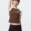 T-shirt grafica da donna con personaggi allegri UT T-shirt grafica da donna con personaggi allegri UT