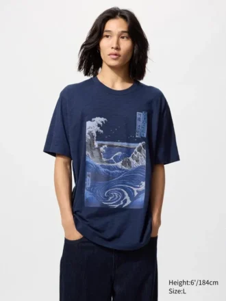 T-shirt grafica unisex Ukiyo-E Blue UT T-shirt grafica unisex Ukiyo-E Blue UT