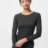 T-shirt HEATTECH da donna T-shirt HEATTECH da donna