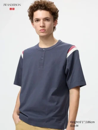 T-shirt unisex con collo Henley