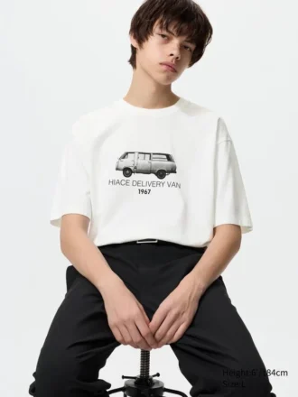 T-shirt unisex con grafica Toyota UT