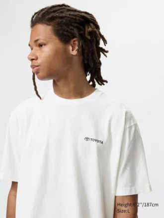 T-shirt unisex con grafica Toyota UT