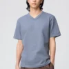 T-shirt unisex con scollo a V T-shirt unisex con scollo a V