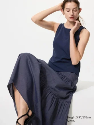 Top a reggiseno con scollo a barchetta in jersey di crêpe da donna