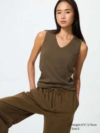 Top a reggiseno con scollo a V da donna