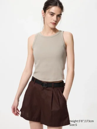 Top a reggiseno corto a costine da donna