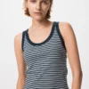 Top da donna a costine morbide | A righe Top da donna a costine morbide | A righe