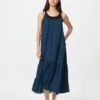 Vestito a canotta a balze da donna Vestito a canotta a balze da donna