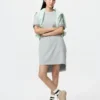 Vestito T-shirt oversize bicolore da donna Vestito T-shirt oversize bicolore da donna
